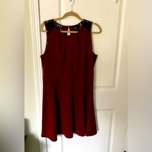 Mossimo XL Sleeveless Maroon and Black Lace Dress
